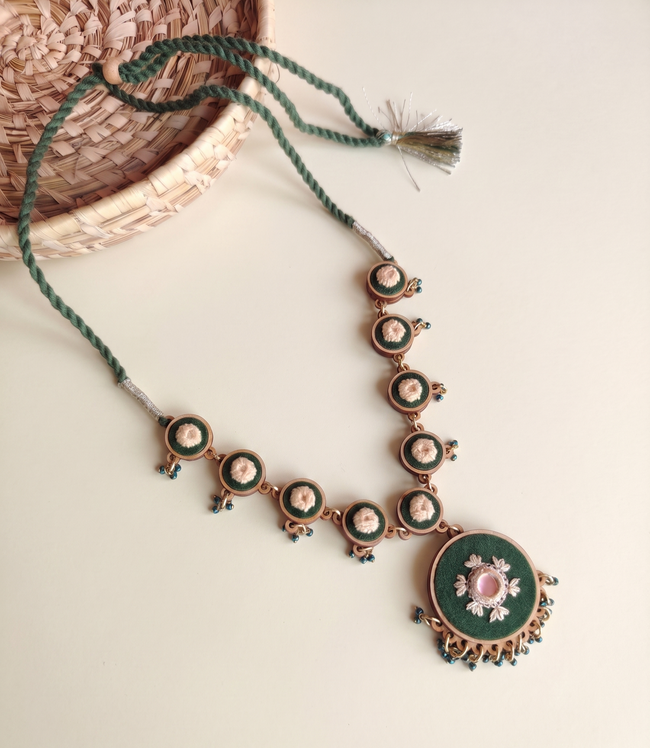 WHE Green Embroidered Festive Repurposed Fabric and Wood Choker