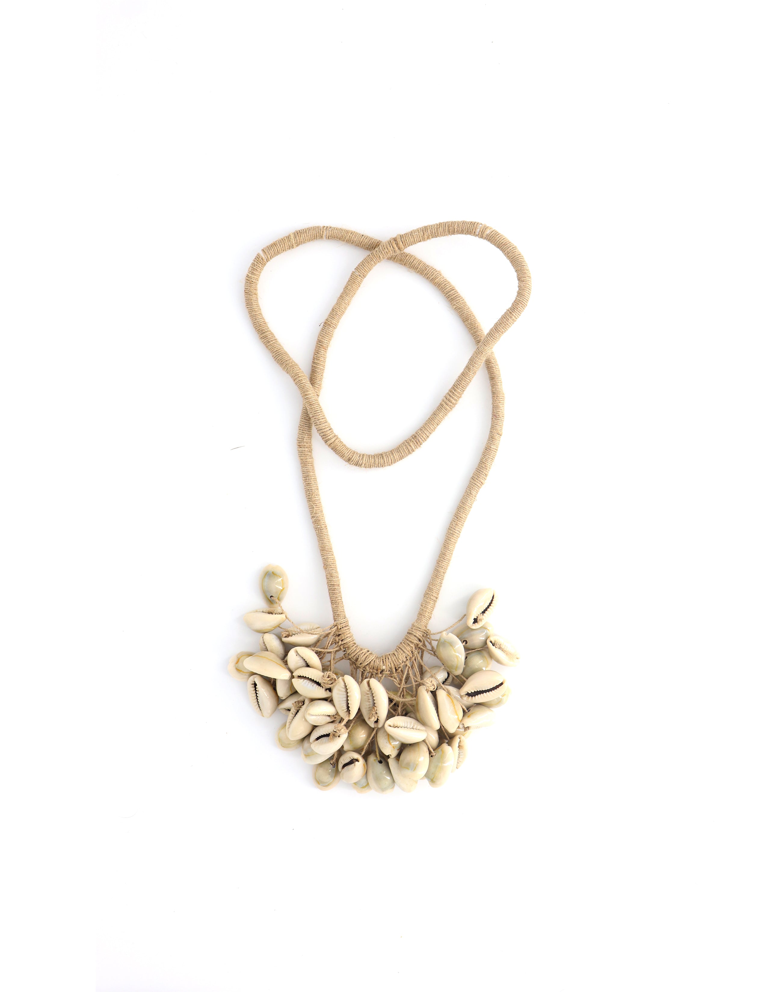 WHE Trendy Jute And Cowry Necklace