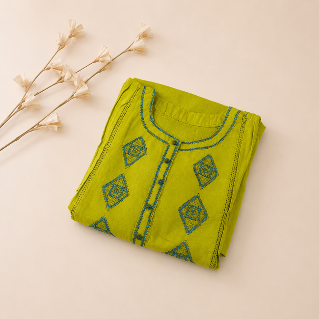 Green Hand Embroidered Cotton Kurta with Elegant Pintuck Detailing