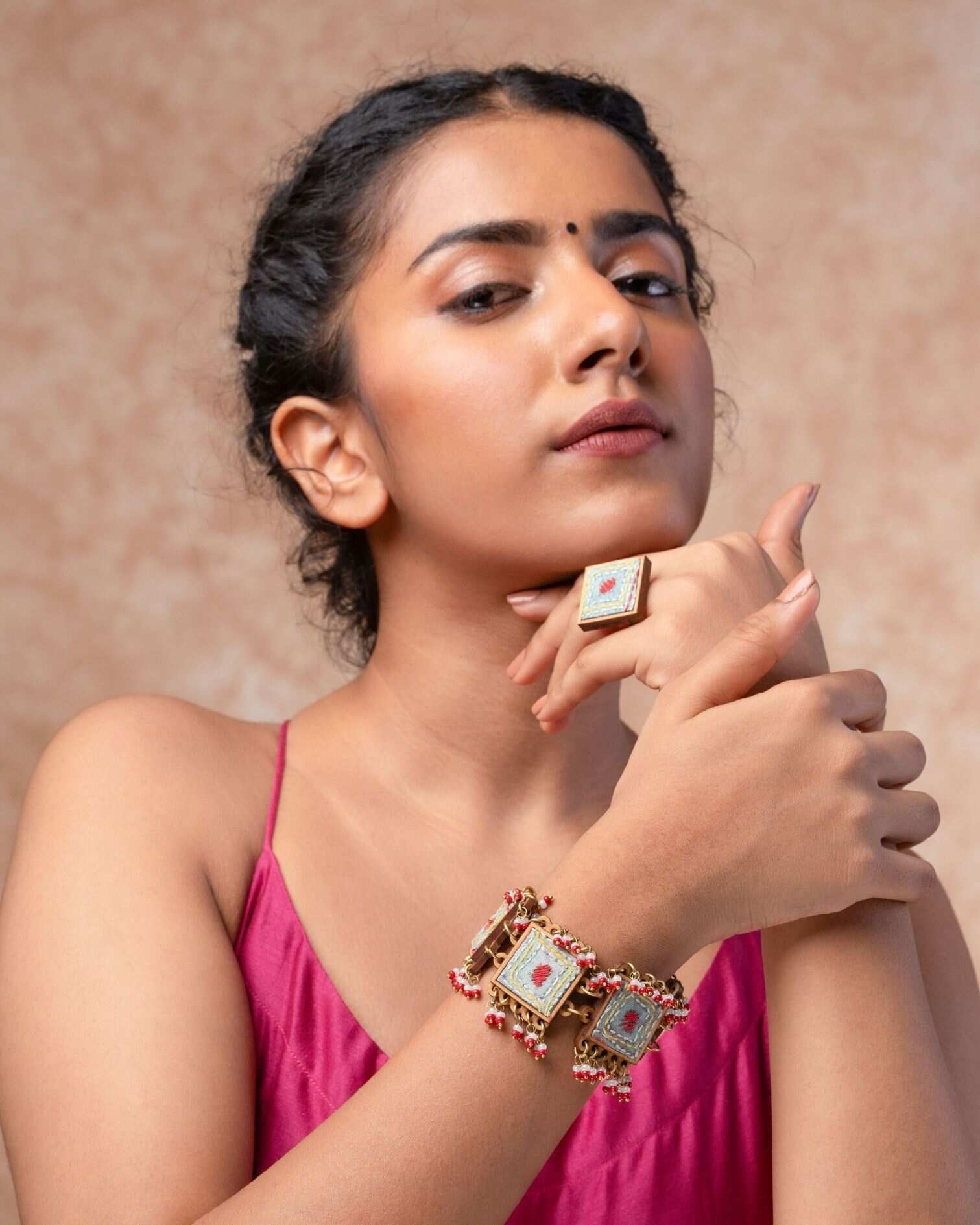 WHE Kantha Columbia Blue Repurposed Silk Fabric and Wood Ring