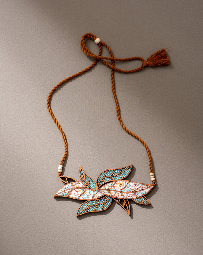WHE Turquoise White Bloom Leaf Motif Repurposed Fabric and Wood Necklace