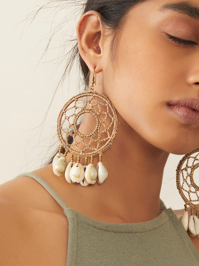 WHE Crochet Shell Earring