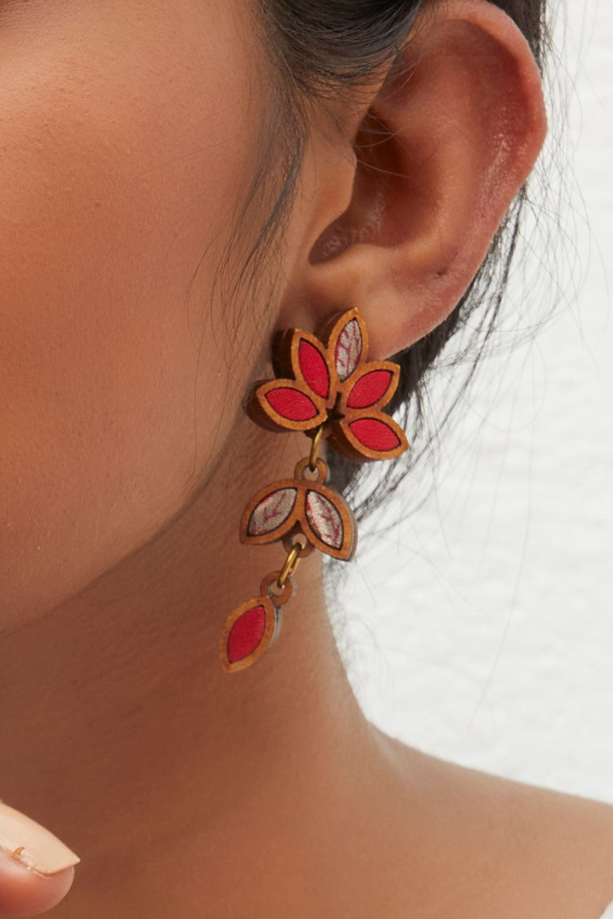 WHE Red Grey Bloom Repurposed Fabric and Wood Leaf Dangler