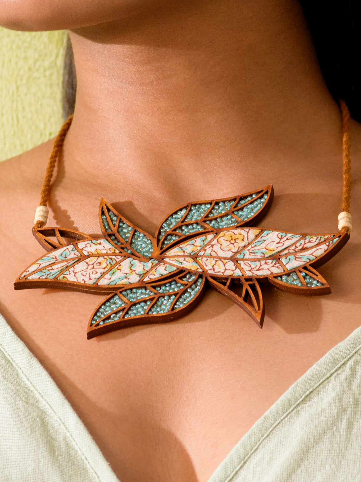 WHE Turquoise White Bloom Leaf Motif Repurposed Fabric and Wood Necklace