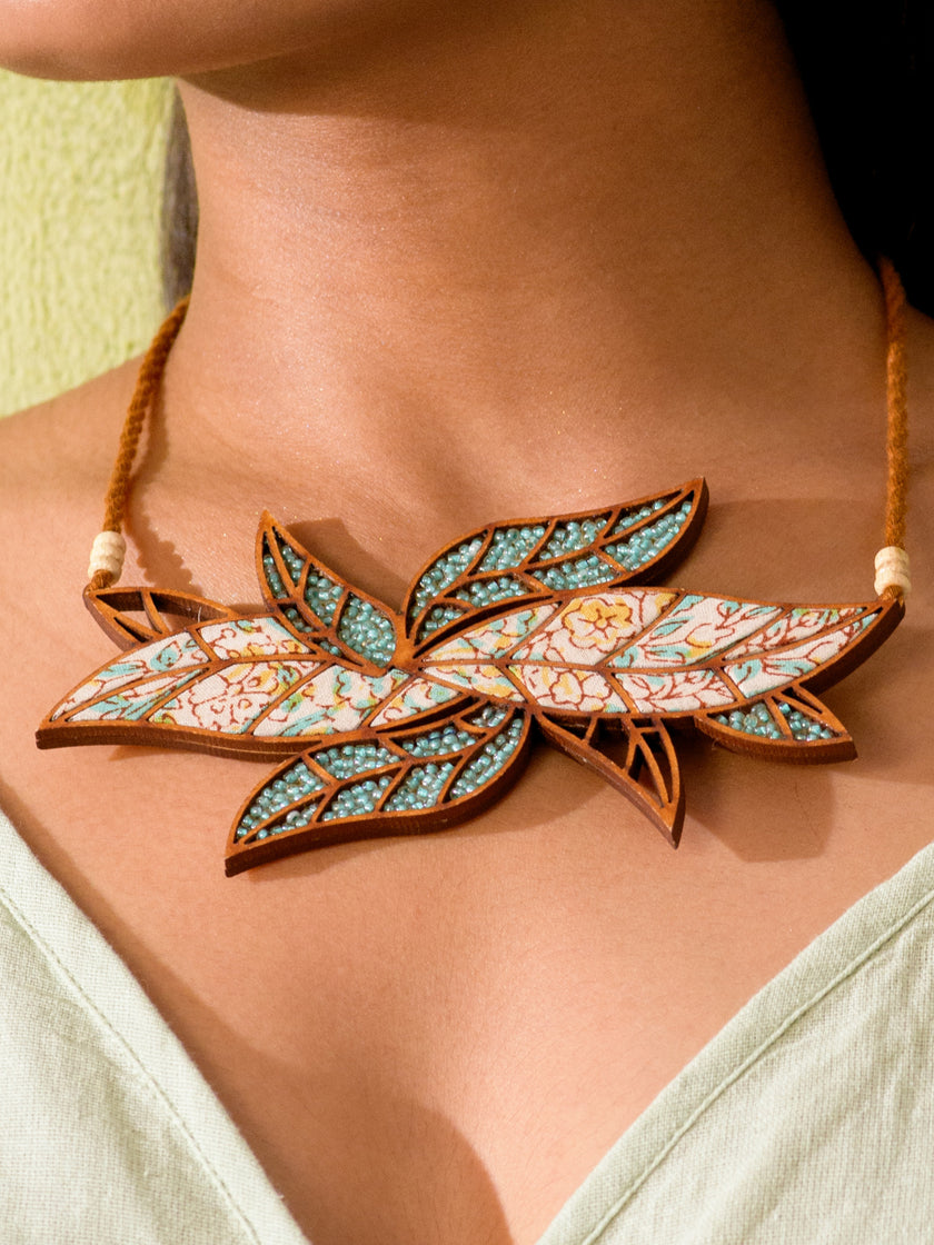 WHE Turquoise White Bloom Leaf Motif Repurposed Fabric and Wood Necklace