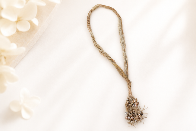 WHE Lariat Jute And Seashell Necklace